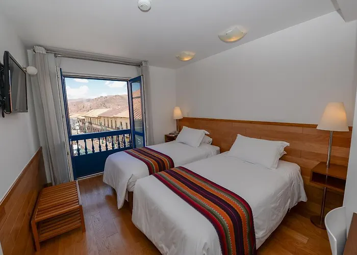 Hotel Plaza De Armas 3*
