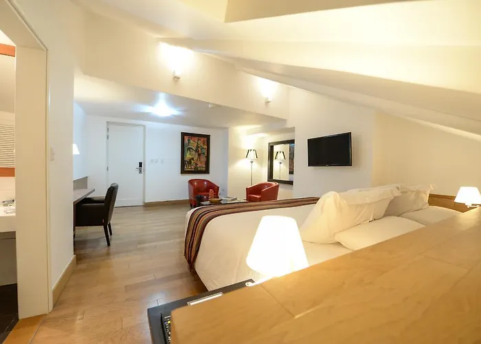 Plaza De Armas Hotel 3*