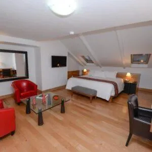 Hotel Plaza De Armas