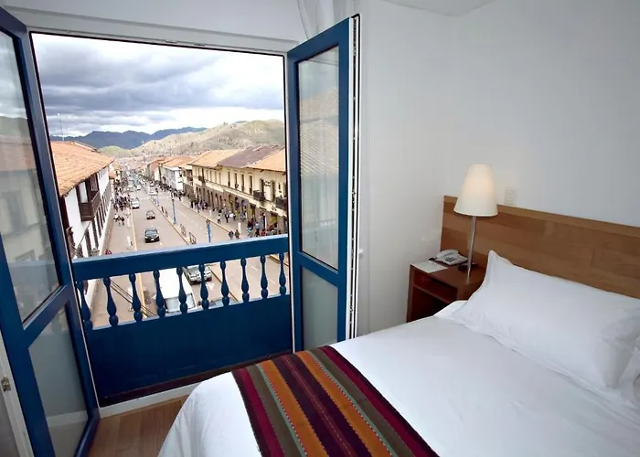 Hotel Plaza De Armas 3*
