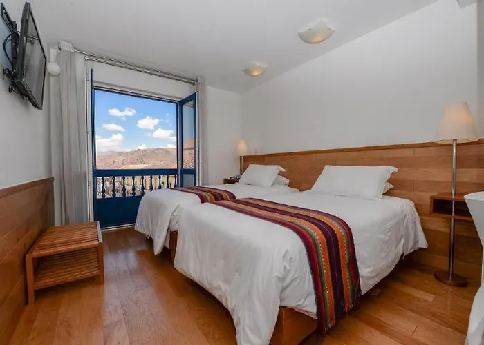 Plaza De Armas Hotel 3*